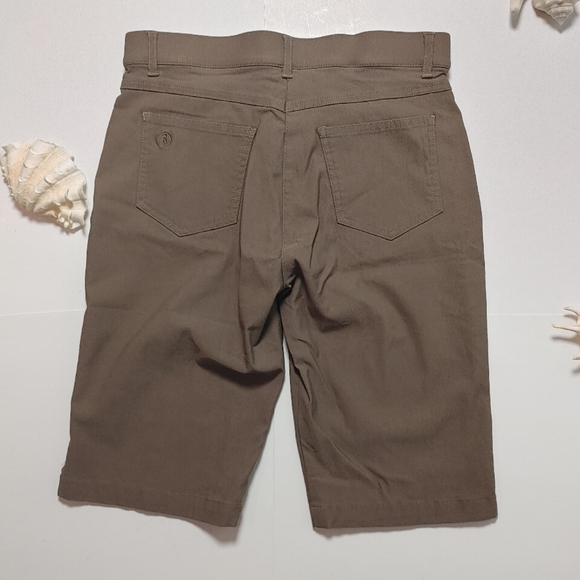 NWOT Simon Chang cropped pants - Picture 4 of 4